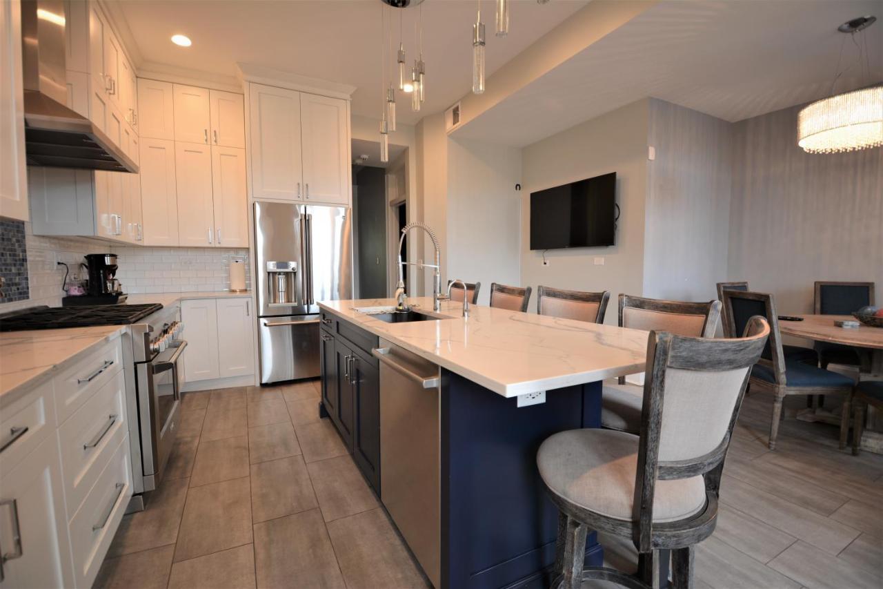 Penthouse Level, Stunning Wrigley Stay Chicago Luaran gambar
